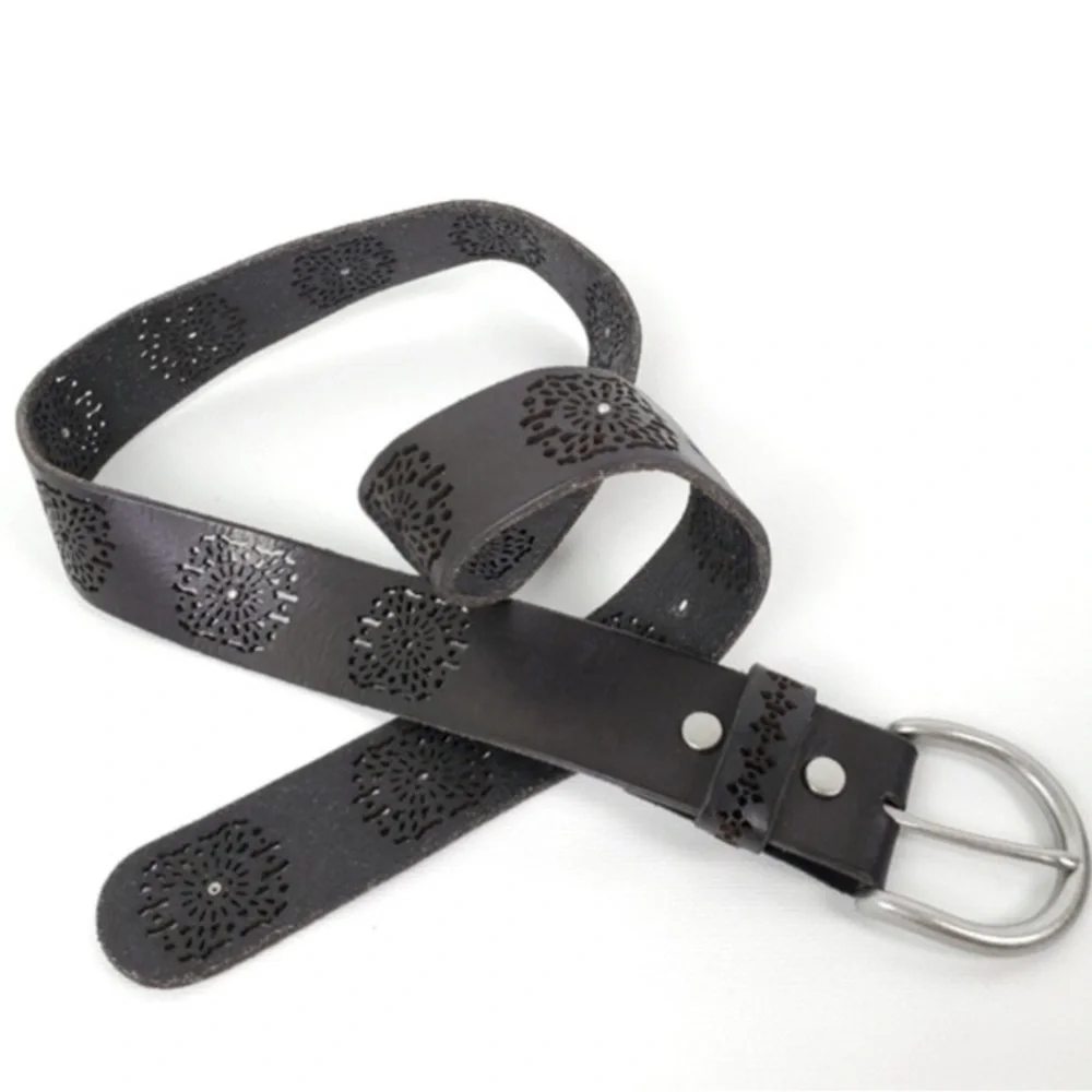 Lucky Brand Black Laser Cut Silver Buckle Belt Suze L